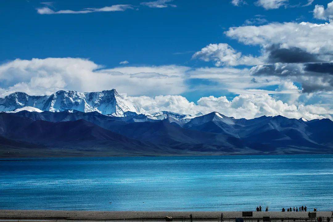 致敬西藏,领导、教师与学子共聚一堂